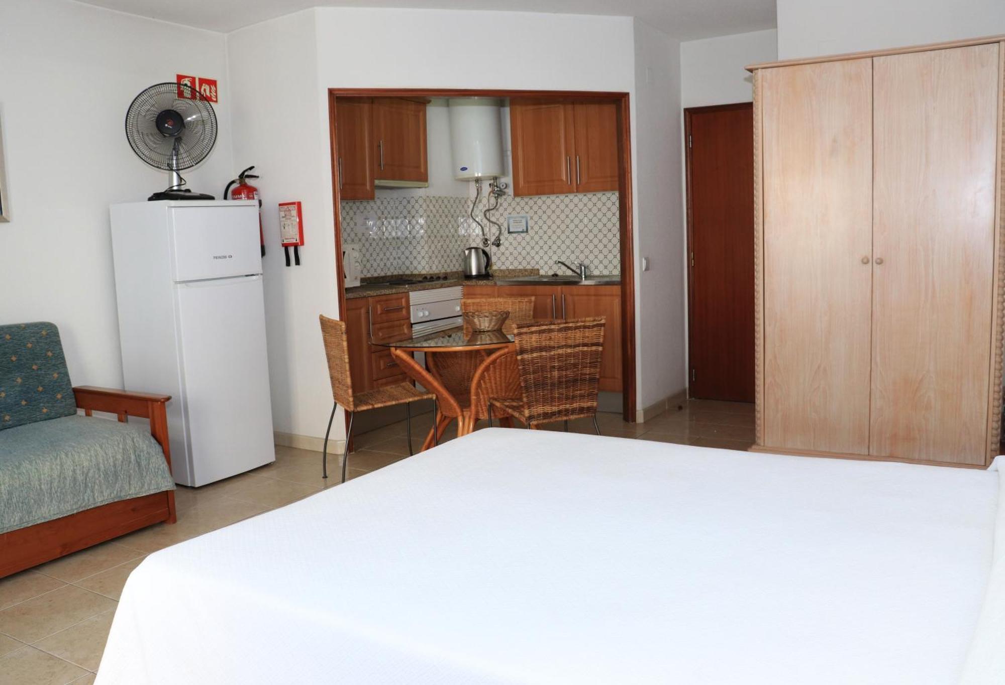 Paula Bela By Garvetur Apartment Quarteira Ngoại thất bức ảnh